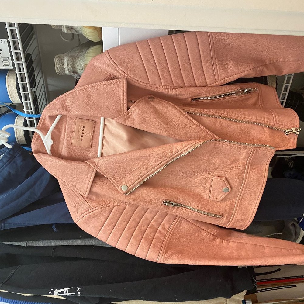 motto jacket